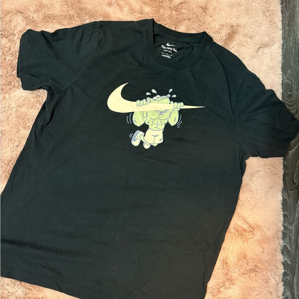 Nike Large Black Tee with Cartoon Graphic